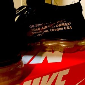 Slight Worn Off- White Vapormax Size 10 1/2 fits small will fit Size 10